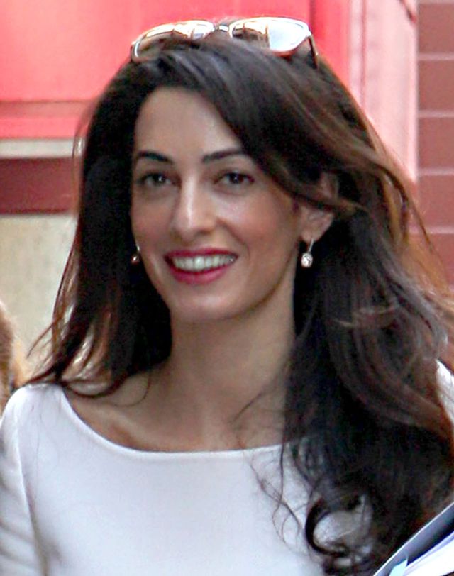 Amal Clooney - George nie zakochał się w krągłościach! FOTO Amal Clooney - George nie zakochał się w krągłościach! FOTO