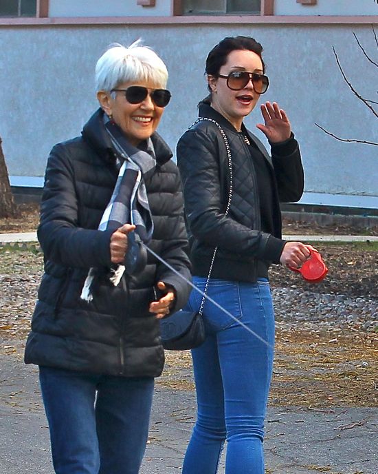 Amanda Bynes - przyszła porjektantka mody? (FOTO)