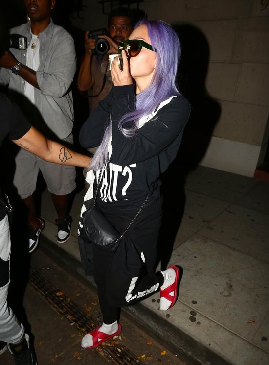 Paris Hilton wykopała Amandę Bynes z klubu Paris Hilton wykopała Amandę Bynes z klubu