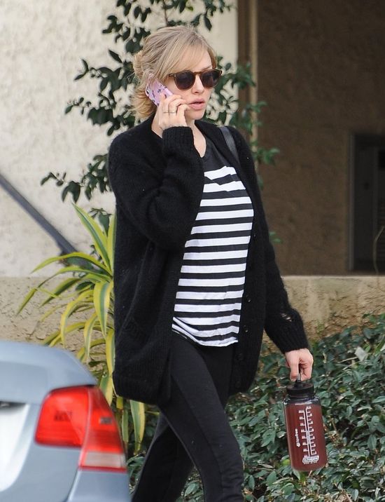 Dopiero co ogłosiła, że jest w ciąży. Teraz pokazuje SPORY brzuszek