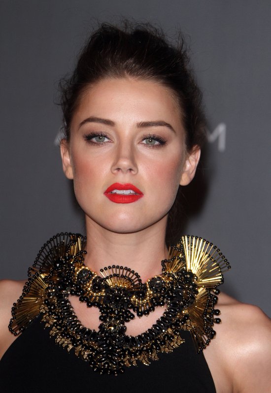 Kreacje gwiazd na LACMA 2012 Art + Film (FOTO)