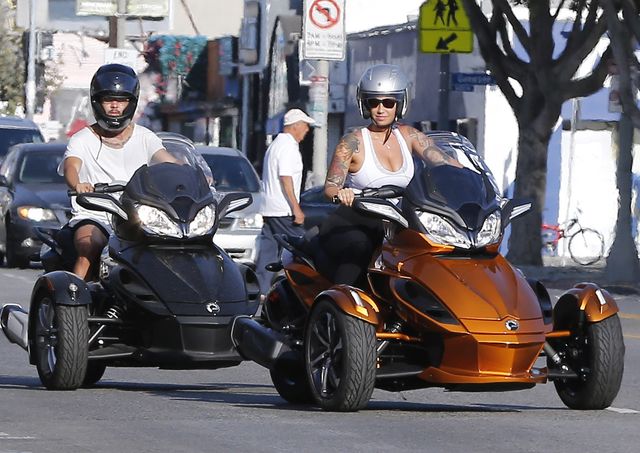 Amber Rose brakuje pomysłów na przykucie uwagi (FOTO)