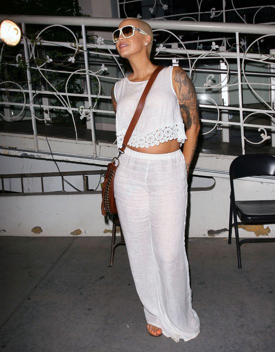 Amber Rose pokazała brzuch (FOTO) Amber Rose pokazała brzuch (FOTO)