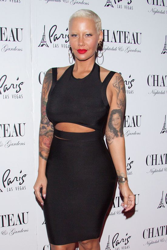 Amber Rose usunie tatuaż z twarzą Wiza? (FOTO)