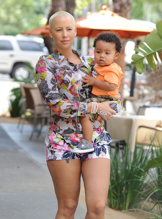 Amber Rose nie odzyskała figury sprzed ciąży (FOTO)