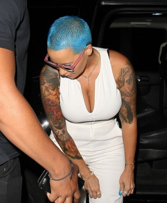 Myśleliście, że na głowie Amber Rose nie może być gorzej? Myśleliście, że na głowie Amber Rose nie może być gorzej?