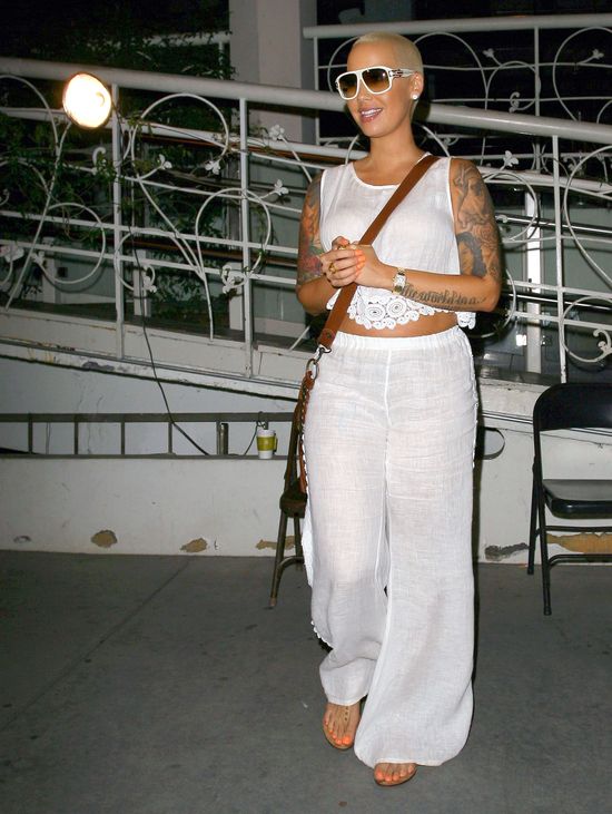 Amber Rose pokazała brzuch (FOTO) Amber Rose pokazała brzuch (FOTO)