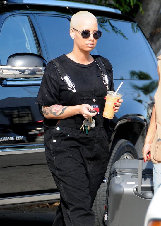 Modelka, a może zwykły robotnik? (FOTO) Modelka, a może zwykły robotnik? (FOTO)