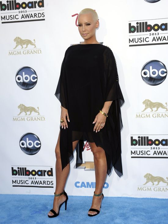 Amber Rose zrzuciła po ciaży już 13 kg (FOTO