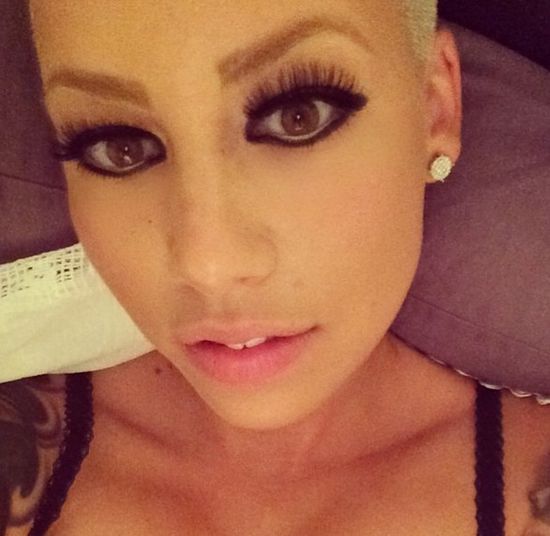 Nie zgadniecie, kto wyglądał tak w dzieciństwie! (FOTO)