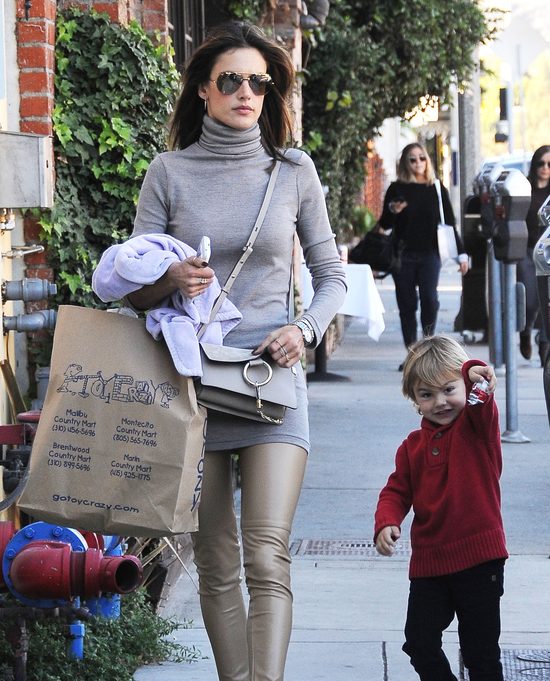 Nie daje się młodszym! Dwoje dzieci i wciąż na topie (FOTO)