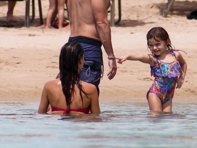 Alessandra Ambrosio na urlopie (FOTO) Alessandra Ambrosio na urlopie (FOTO)