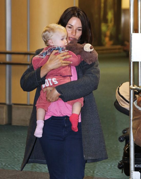 Jak wyglądają żona i córeczka Jamiego Dornana? (FOTO) Jak wyglądają żona i córeczka Jamiego Dornana? (FOTO)