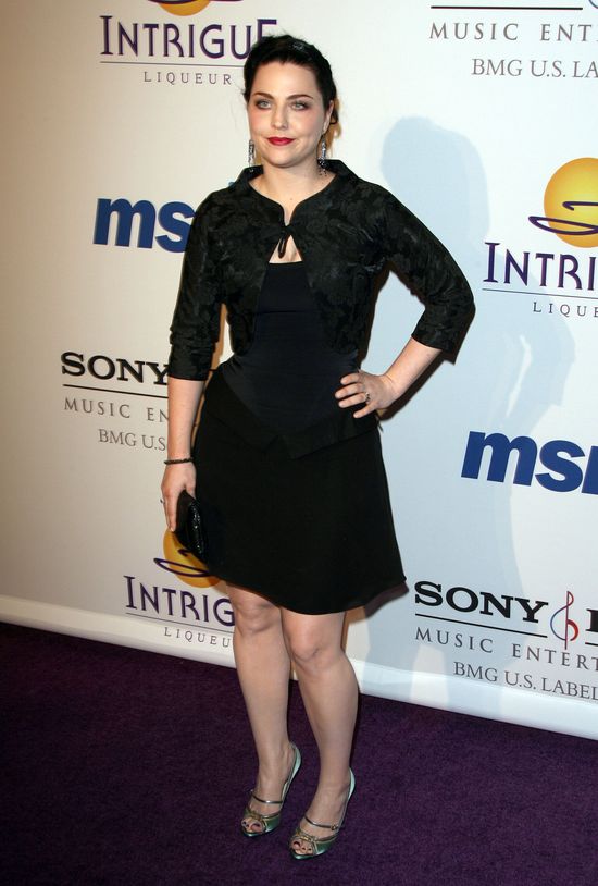 Znana piosenkarka pokazała zdjęcie z porodówki (FOTO) Znana piosenkarka pokazała zdjęcie z porodówki (FOTO)