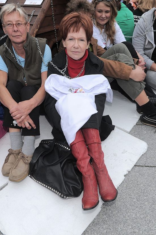 Gwiazdy nwsparły akcję Zerwijmy Łańcuchy (FOTO)