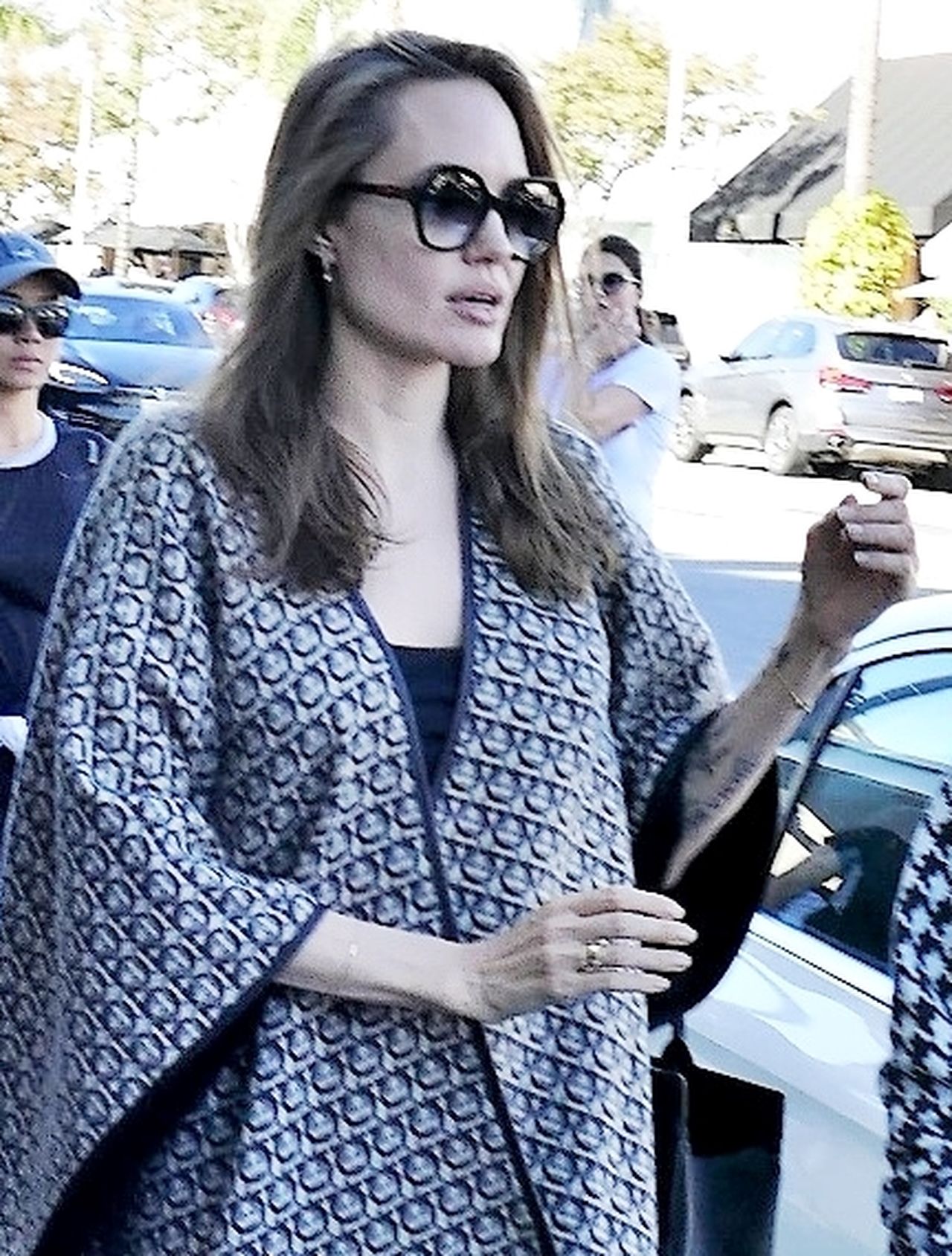 15-letni Pax, syn Jolie i Pitta na zakupach z matką (ZDJĘCIA)