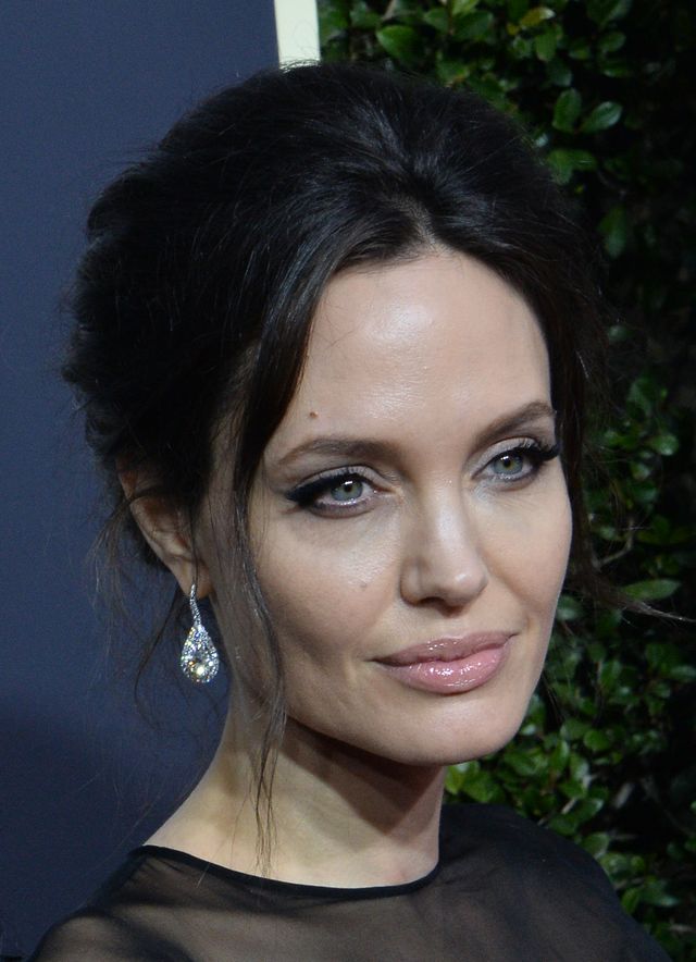 Angelina Jolie nie mogła oderwać wzroku od mężczyzny siedzącego tuż obok niej Angelina Jolie nie mogła oderwać wzroku od mężczyzny siedzącego tuż obok niej