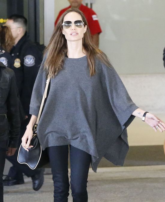 Angelina Jolie i Brad Pitt OKALECZĄ SIĘ  na swoim ślubie!