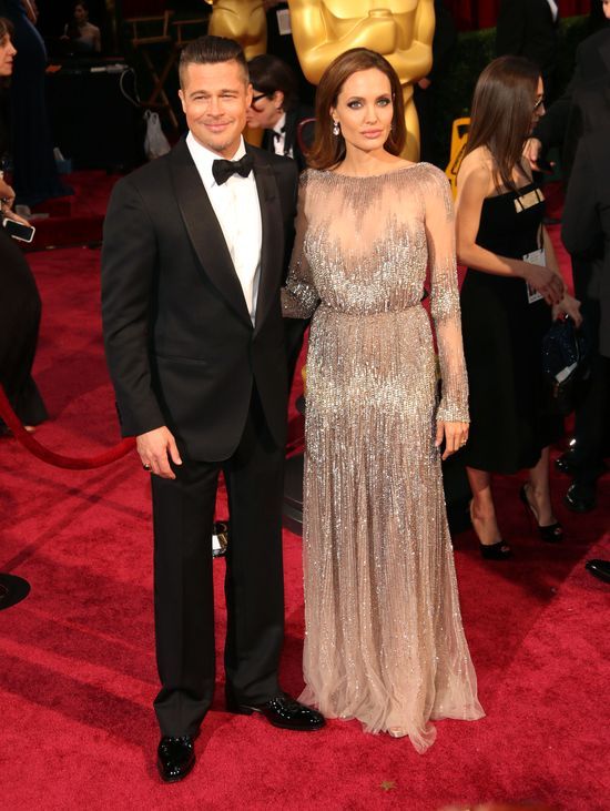 Brad Pitt i Angelina Jolie na rozdaniu Oscarów (FOTO) Brad Pitt i Angelina Jolie na rozdaniu Oscarów (FOTO)