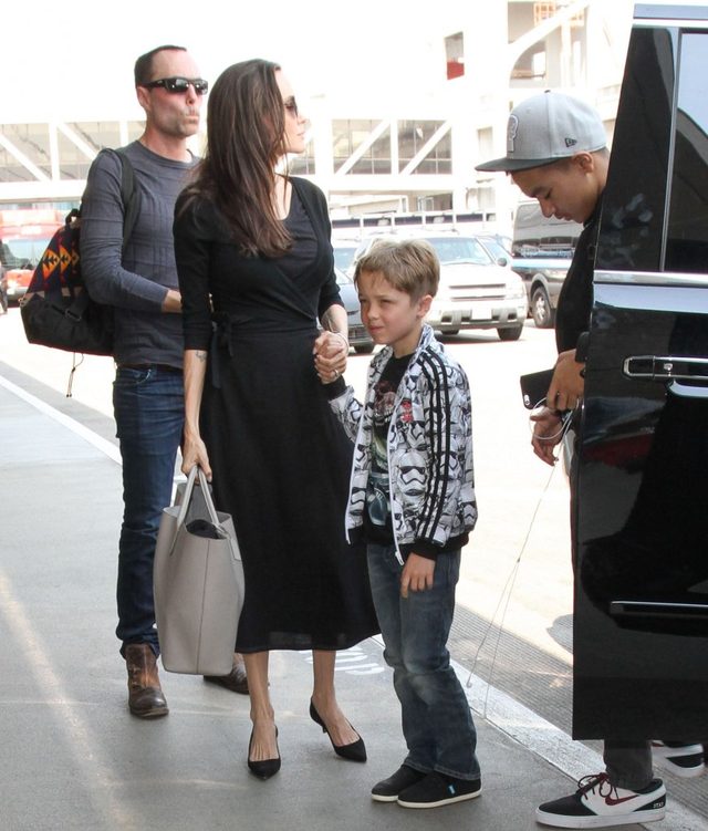 Czy Angelina Jolie wygląda, jakby umierała?