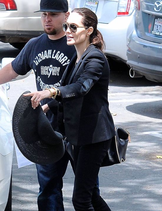 Dla Angeliny Jolie spokojny weekend w parku to luksus (FOTO)