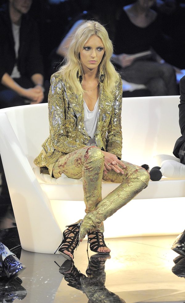 Anja Rubik: Przytyłam! Ciężko na to pracowałam (VIDEO)