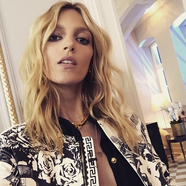 Wąż boa dusił Anję Rubik podczas sesji!