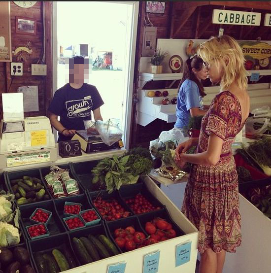 Anja Rubik wypoczywa (FOTO)