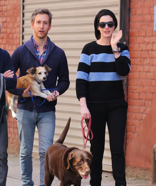 Anne Hathawy tylko przez chwilę wyglądała pięknie (FOTO)