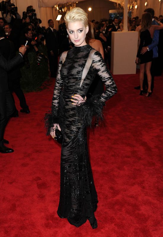 Anne Hathaway zwolniła Rachel Zoe po 10 latach współpracy!