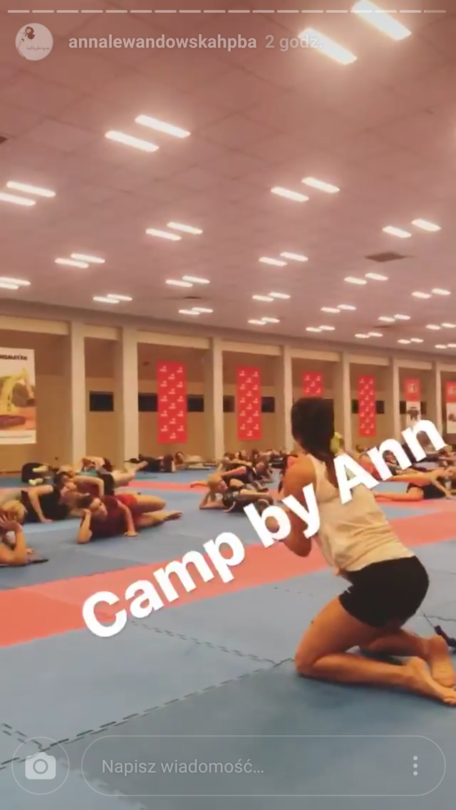 Lewandowska zamyka usta hejterom pokazując TE zdjęcia z obozu Lewandowska zamyka usta hejterom pokazując TE zdjęcia z obozu