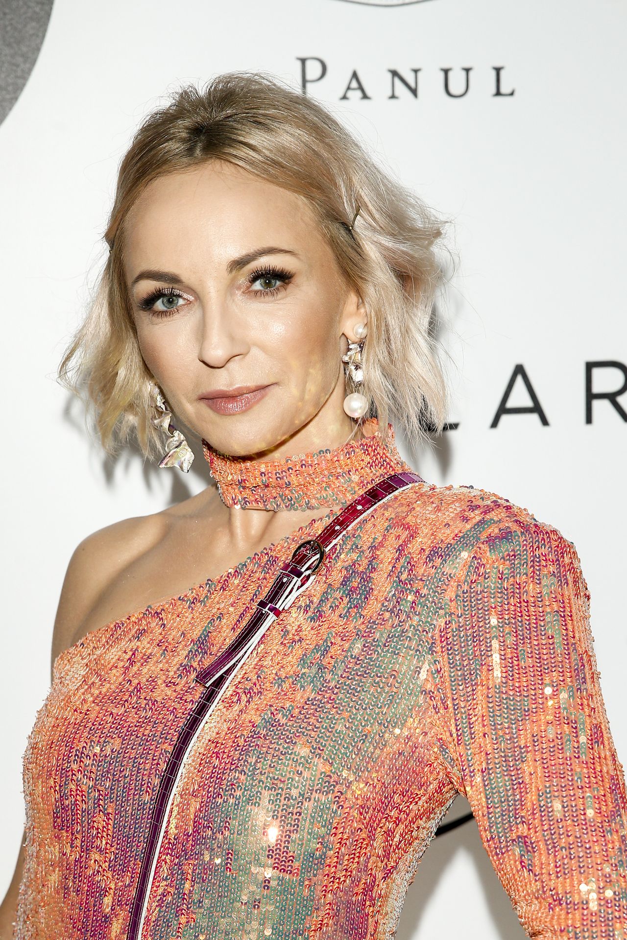 Polska piosenkarka w cekinach i frędzlach - hit czy kit? (ZDJĘCIA)