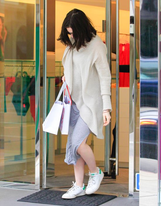 Ta przyszła mama nie zaskoczy nas ciążowym stylem?