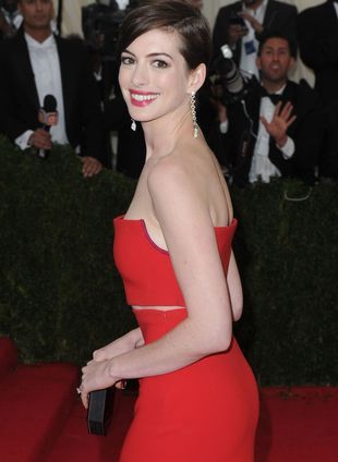 Powspominajmy, jak gwiazdy wyglądały w młodości (FOTO)