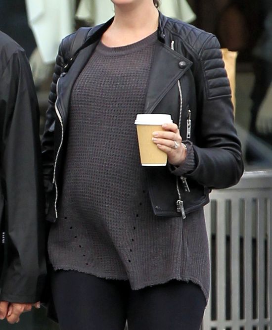 Anna Hathaway ma humorki w ciąży (FOTO)