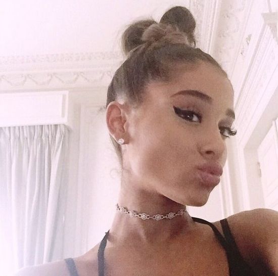 Jak wygląda Ariana Grande bez kucyka? (FOTO)