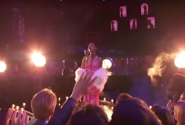 Ariana Grande rozwaliła system swoim występem! (VIDEO) Ariana Grande rozwaliła system swoim występem! (VIDEO)