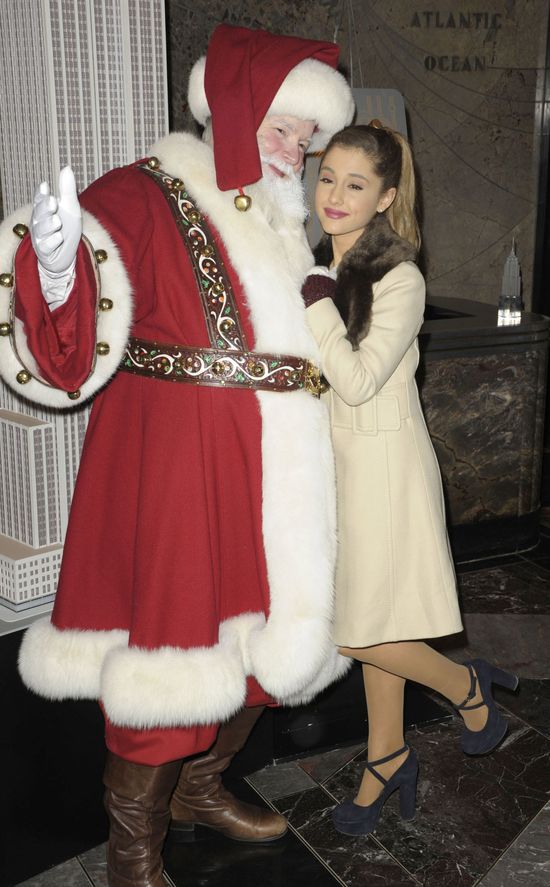 Stara-maleńka Ariana Grande (FOTO)