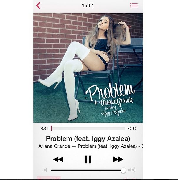 Ariana Grande robi się niegrzeczna! (FOTO+VIDEO) Ariana Grande robi się niegrzeczna! (FOTO+VIDEO)