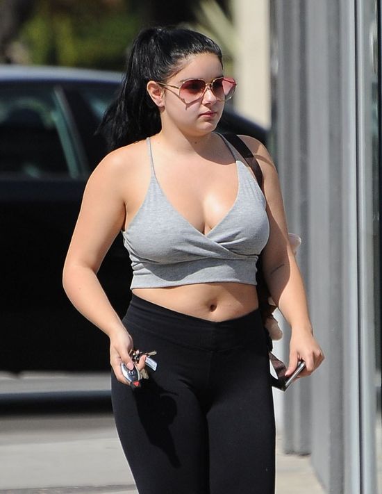 Jeśli ktoś ma wprowadzić modę na krągłości, to będzie to Ariel Winter 