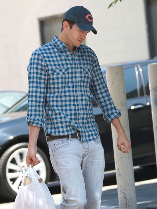 Ashton Kutcher mydli nam oczy? (FOTO)