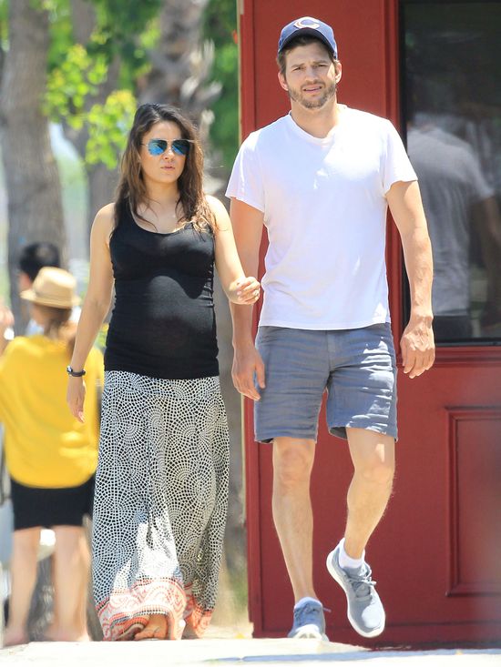 Jak będzie wyglądać dziecko Mili Kunis i Ashtona Kutchera?