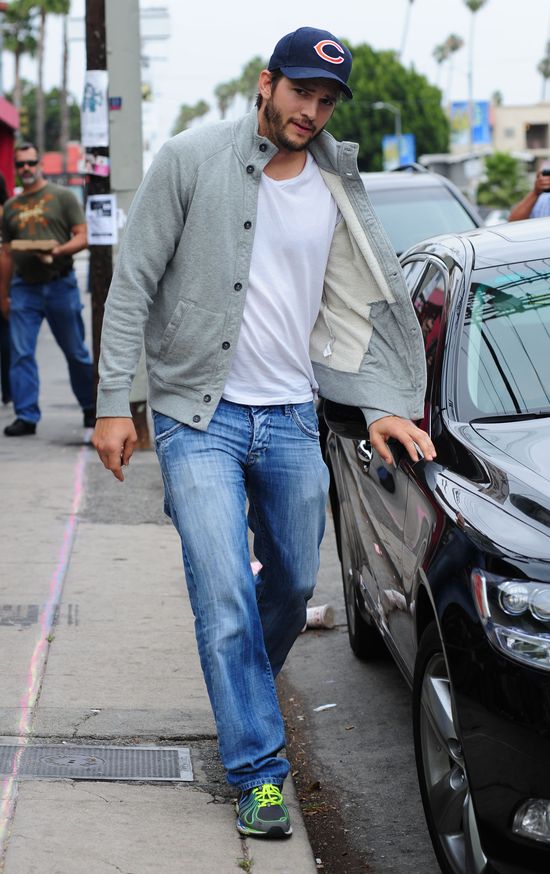 Mila Kunis bardzo chciała uniknąć paparazzi (FOTO)