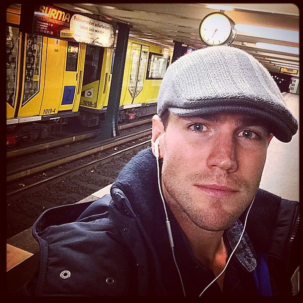 Nina Dobrev już NIE jest singielką (FOTO)