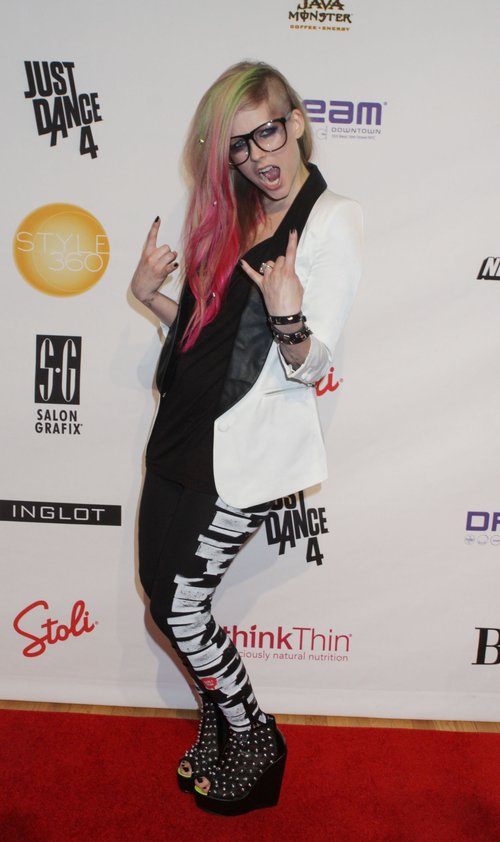 Avril Lavigne wkroczyła do wielkiego świata mody (FOTO)