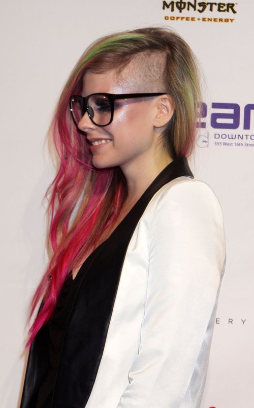 Avril Lavigne wkroczyła do wielkiego świata mody (FOTO)