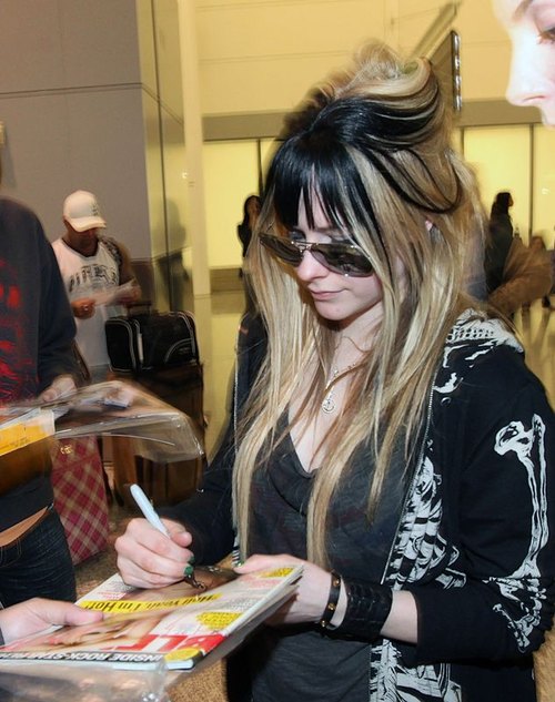 Nowa fryzura Avril Lavigne (FOTO)