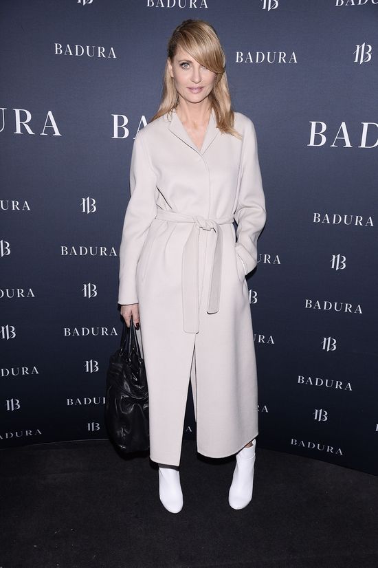 Celebrytki szukają butów na wiosnę (FOTO)