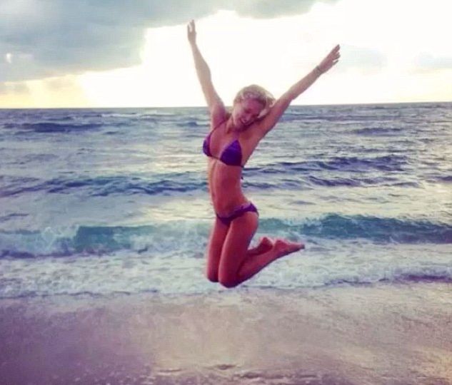 Bar Refaeli przygotowała gorąca niespodziankę (VIDEO)