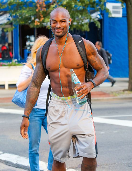 Tyson Beckford pręży klatę (FOTO)